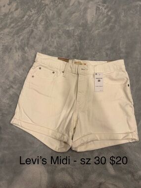 Levi's Women's White Denim Midi Shorts